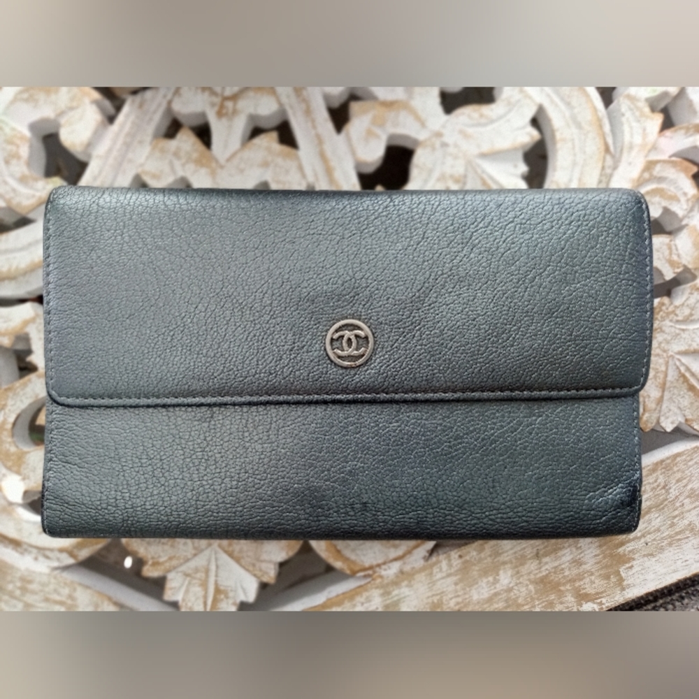Chanel Metallic Silver Wallet - 100% Authentic